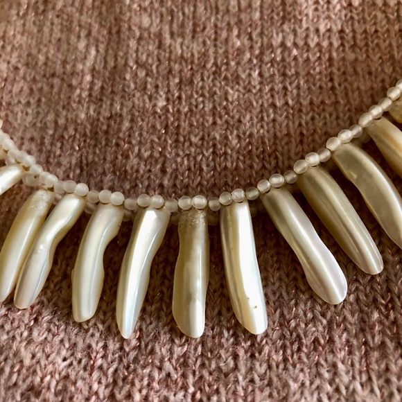 Vintage Mother of Pearl Choker Necklace made in Japan - Picture 3 of 5